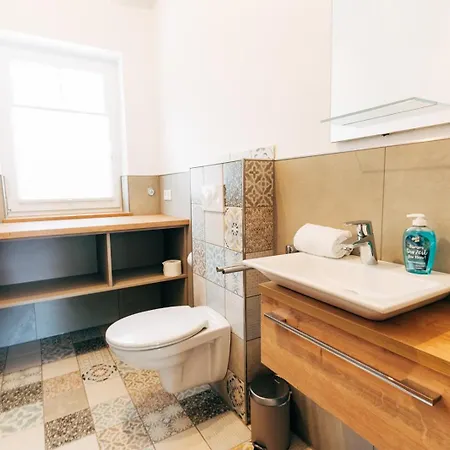 Hof Koehne - Haus Landvergnuegen Links * Schmallenberg