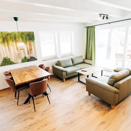 Hof Koehne - Haus Landvergnuegen Links *