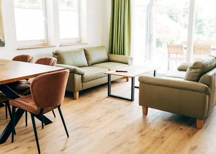 Hof Köhne - Haus Landvergnügen Links *